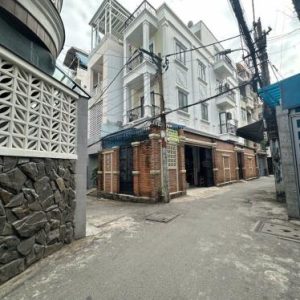 Biệt thự Hoa Bằng Tân Sơn Nhì, 4 tầng, sang trọng, đầy đủ tiện nghi, giá tốt. Sở hữu ngay!