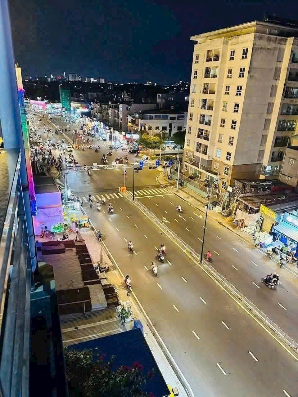 bán nhà 358 dương quảng hàm phường an nhơn 